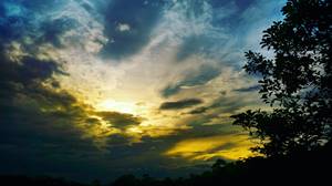 2017-02-02-Por-do-sol-em-Macae-RJ-na-Linha-Marrom-thumbfoto.jpg